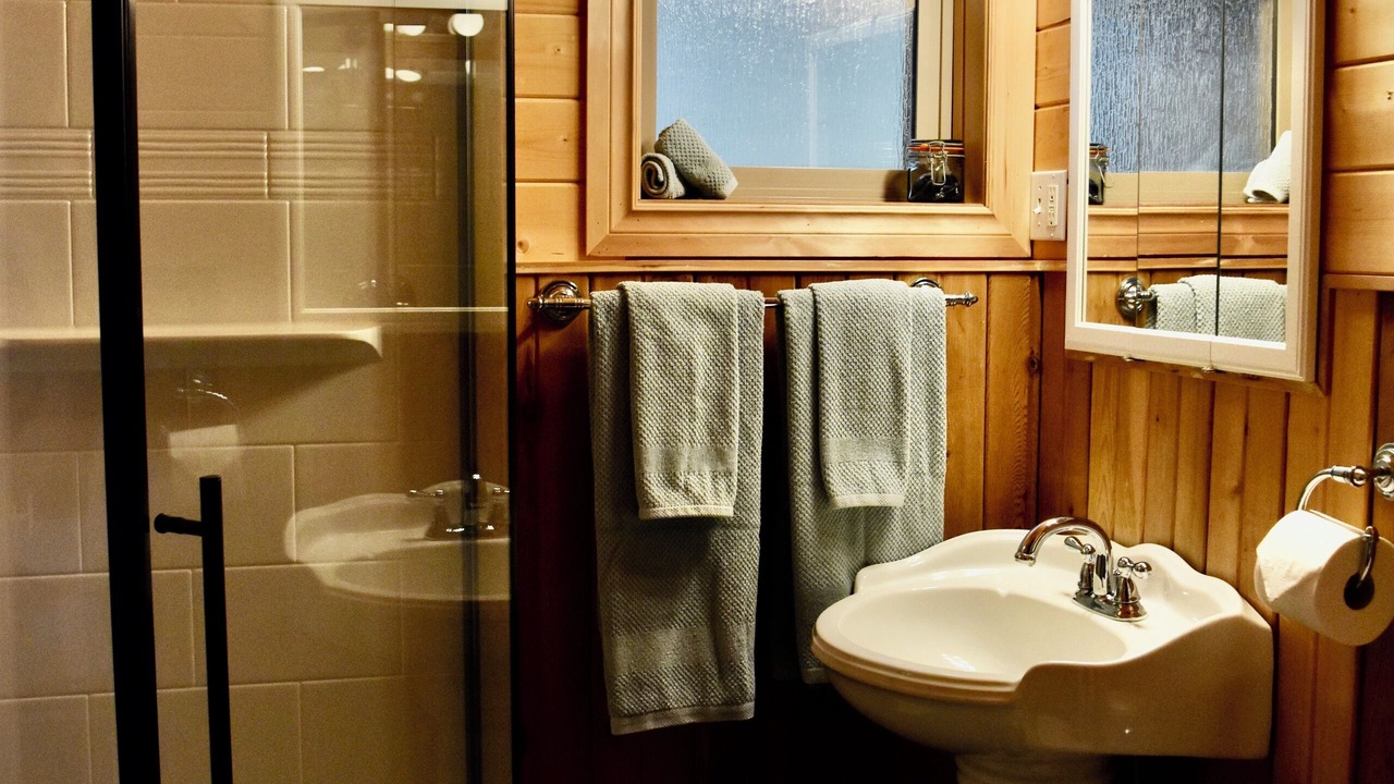 Photo of Bathroom in Otter Point