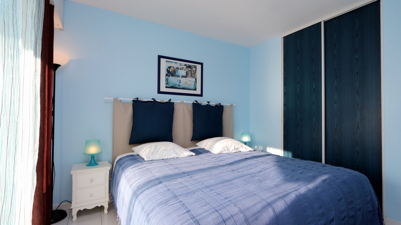 Photo of Bedroom in Saint-Raphael