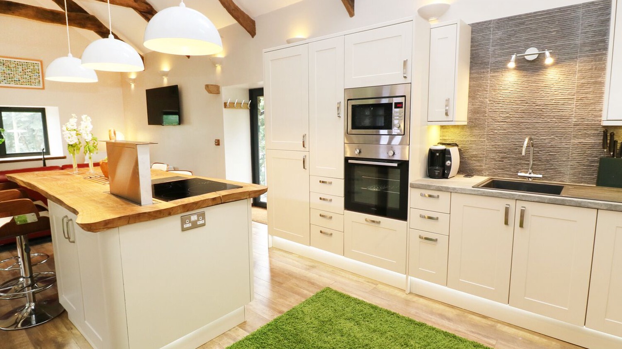 Photo of Kitchen in Liskeard