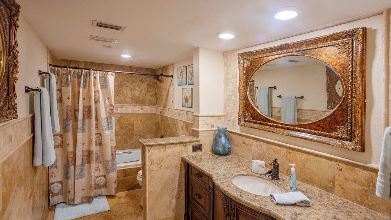 Photo of Bathroom in Sand Key