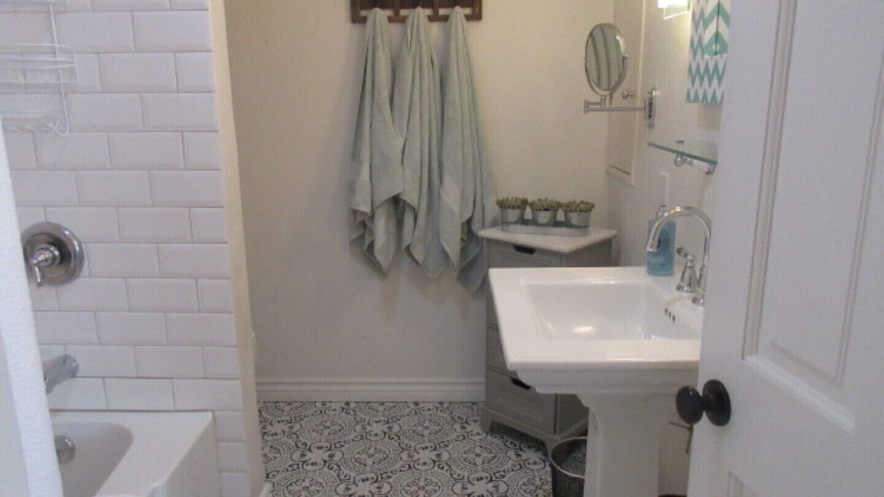 Photo of Bathroom in East Beach