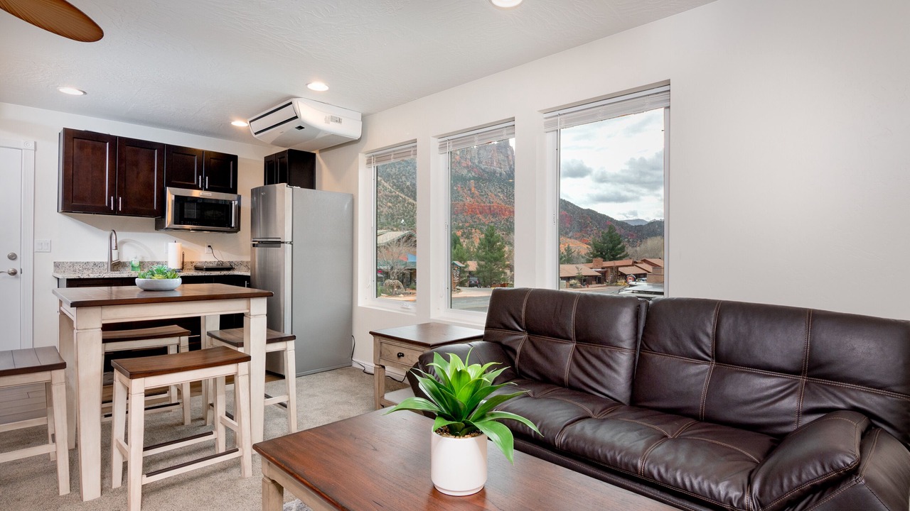 Photo of Livingroom in Zion National Park South Entrance