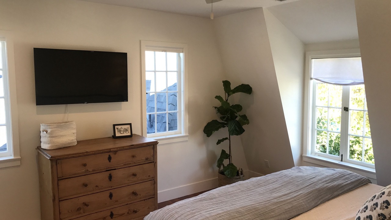 Photo of Bedroom in Balboa Island