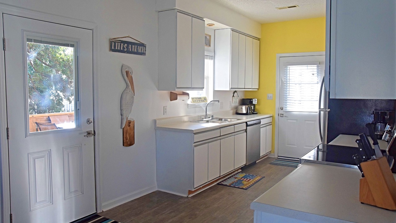 Photo of Kitchen in Surfside Beach