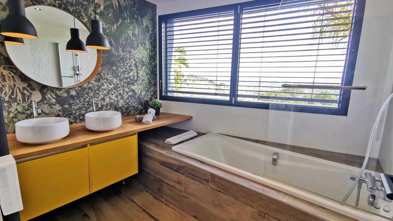 Photo of Bathroom in Hyeres