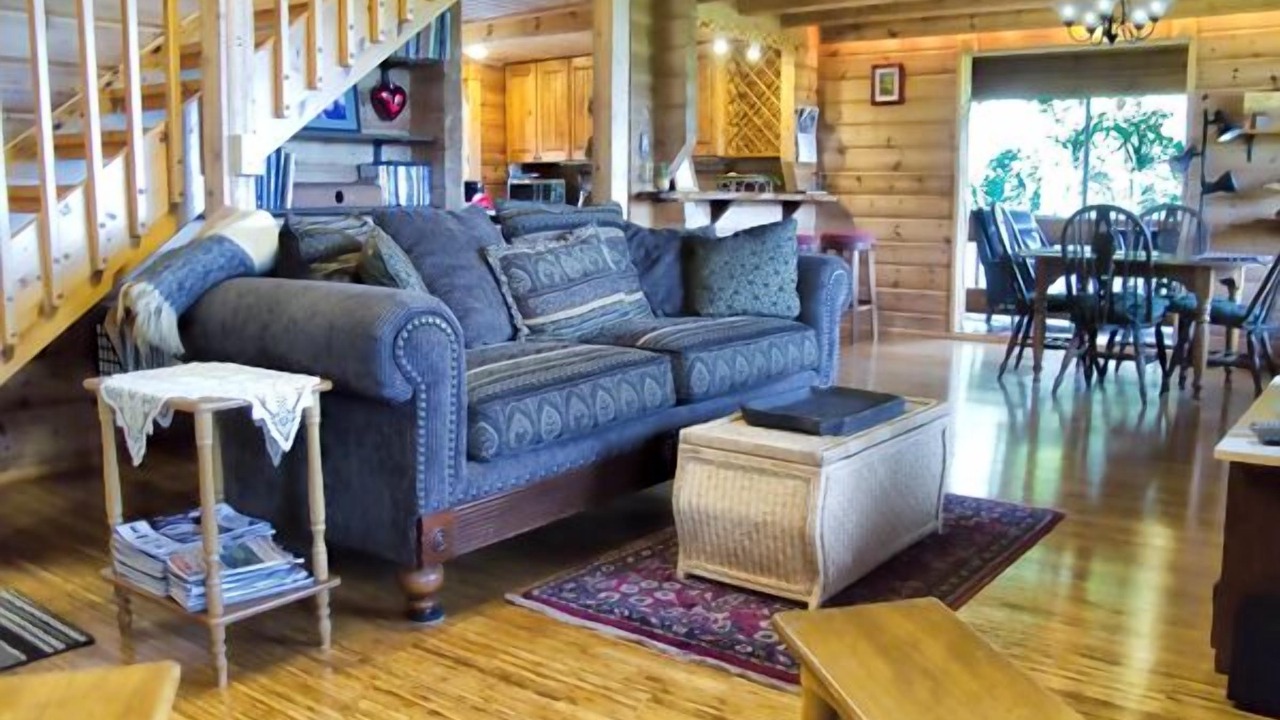 Photo of Livingroom in Huelo