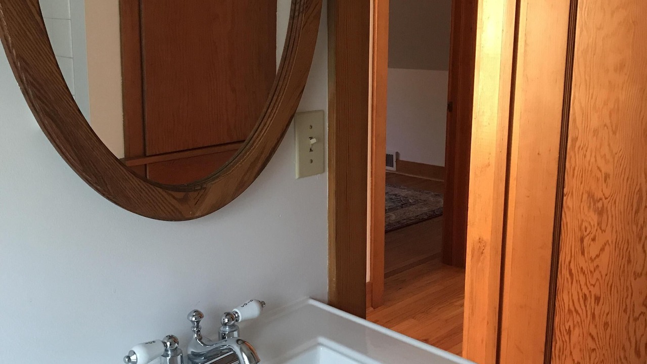 Photo of Bathroom in La Salle