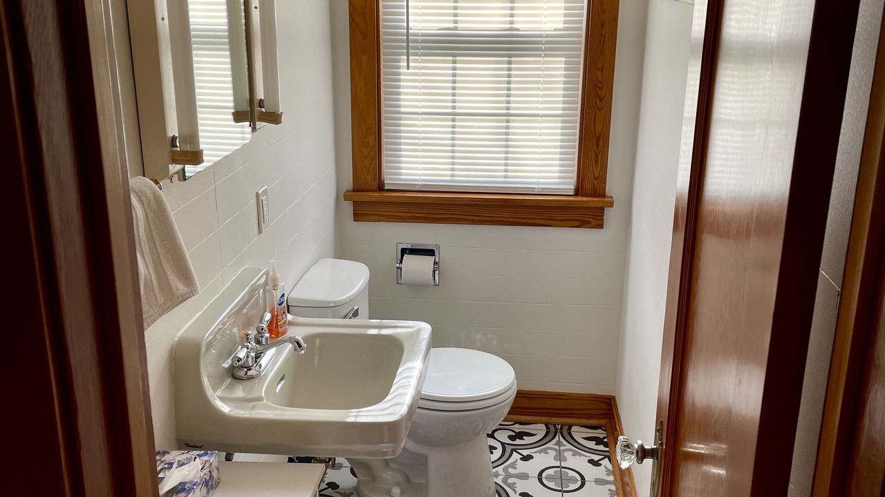 Photo of Bathroom in La Salle