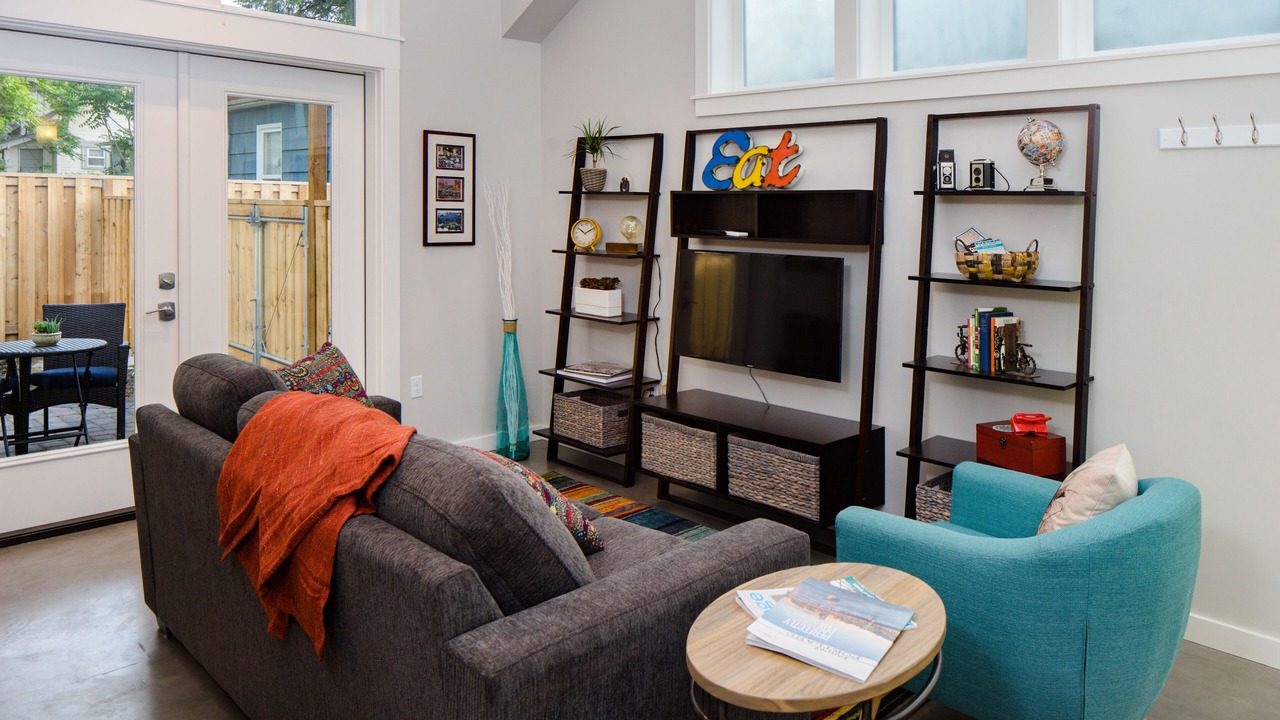 Photo of Livingroom in Alberta Arts District