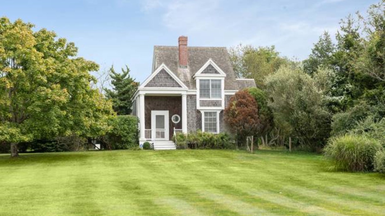 Photo of Others in Bridgehampton
