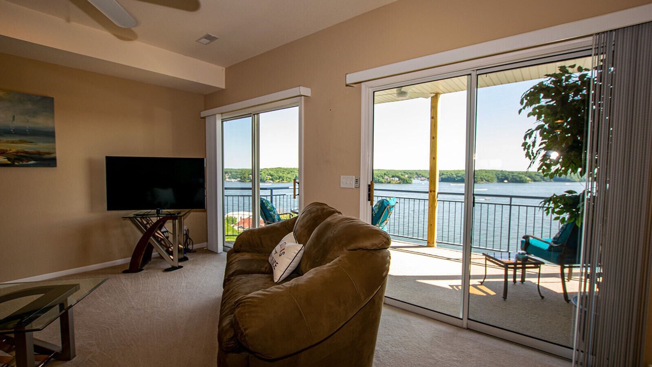 Photo of Livingroom in Lake Ozark