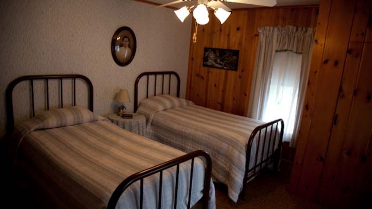 Photo of Bedroom in Lake Pleasant
