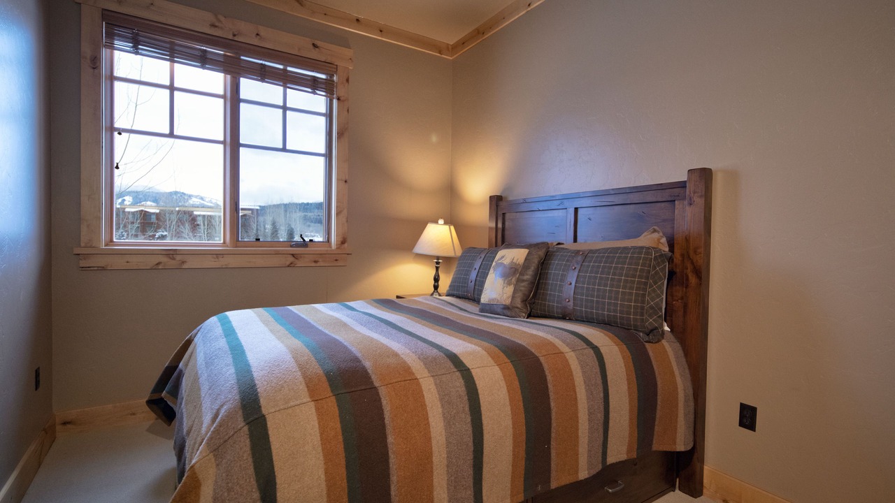 Photo of Bedroom in Victor