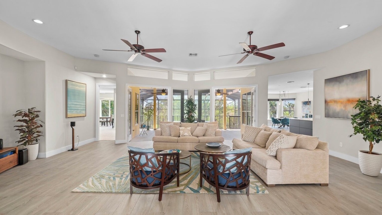 Photo of Livingroom in Beachview Country Club Estates