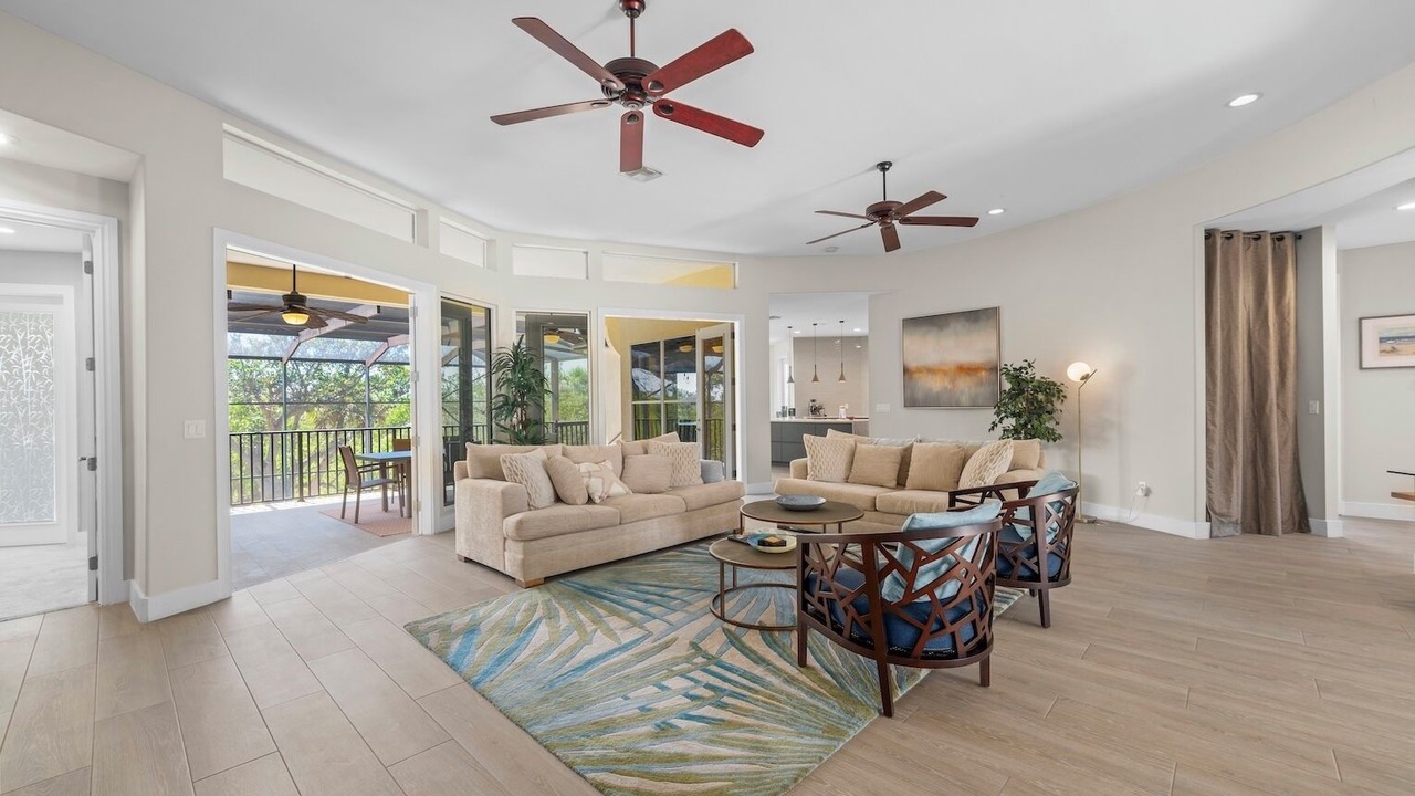 Photo of Livingroom in Beachview Country Club Estates