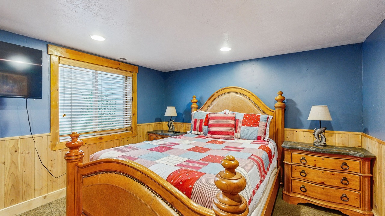 Photo of Bedroom in Harbor Village