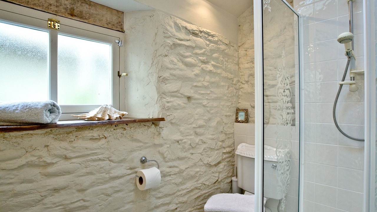 Photo of Bathroom in Kingsand