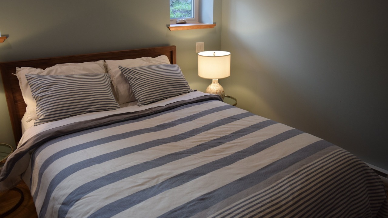 Photo of Bedroom in Saanich East