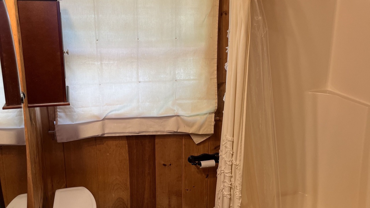 Photo of Bathroom in Big Bay