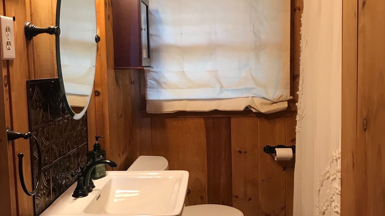Photo of Bathroom in Big Bay