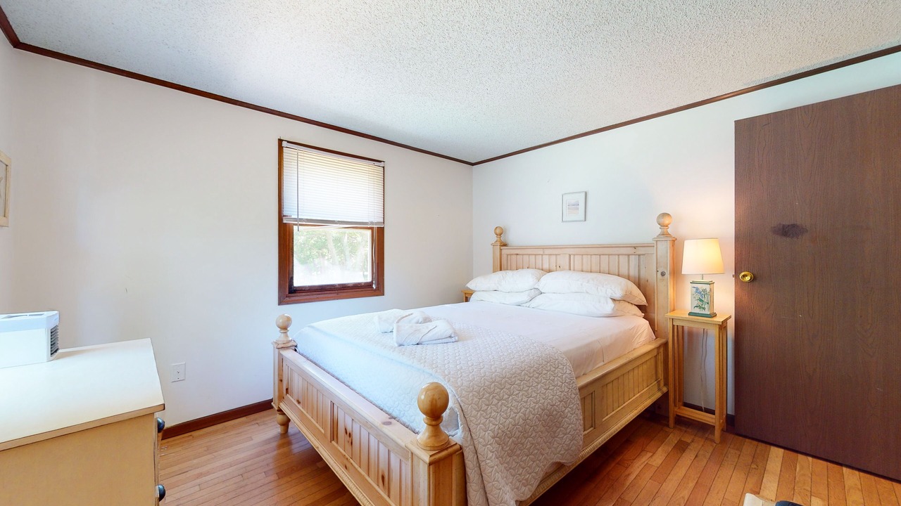 Photo of Bedroom in Vineyard Haven