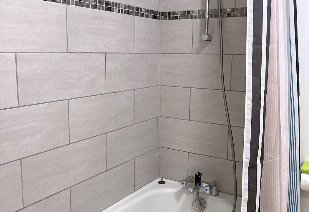 Photo of Bathroom in Arpajon