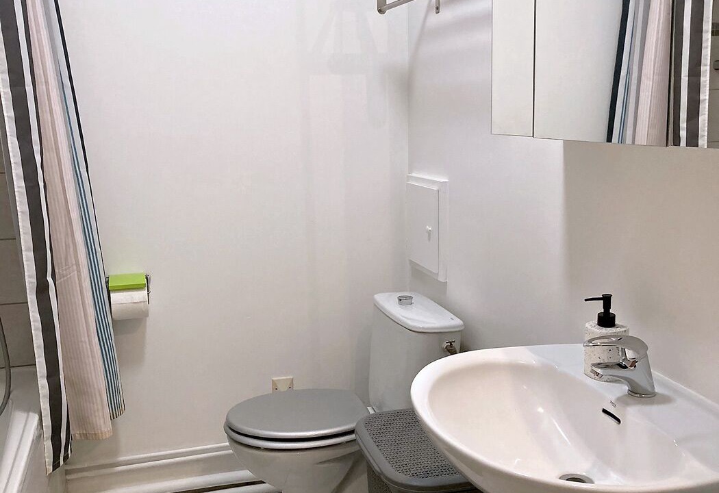 Photo of Bathroom in Arpajon