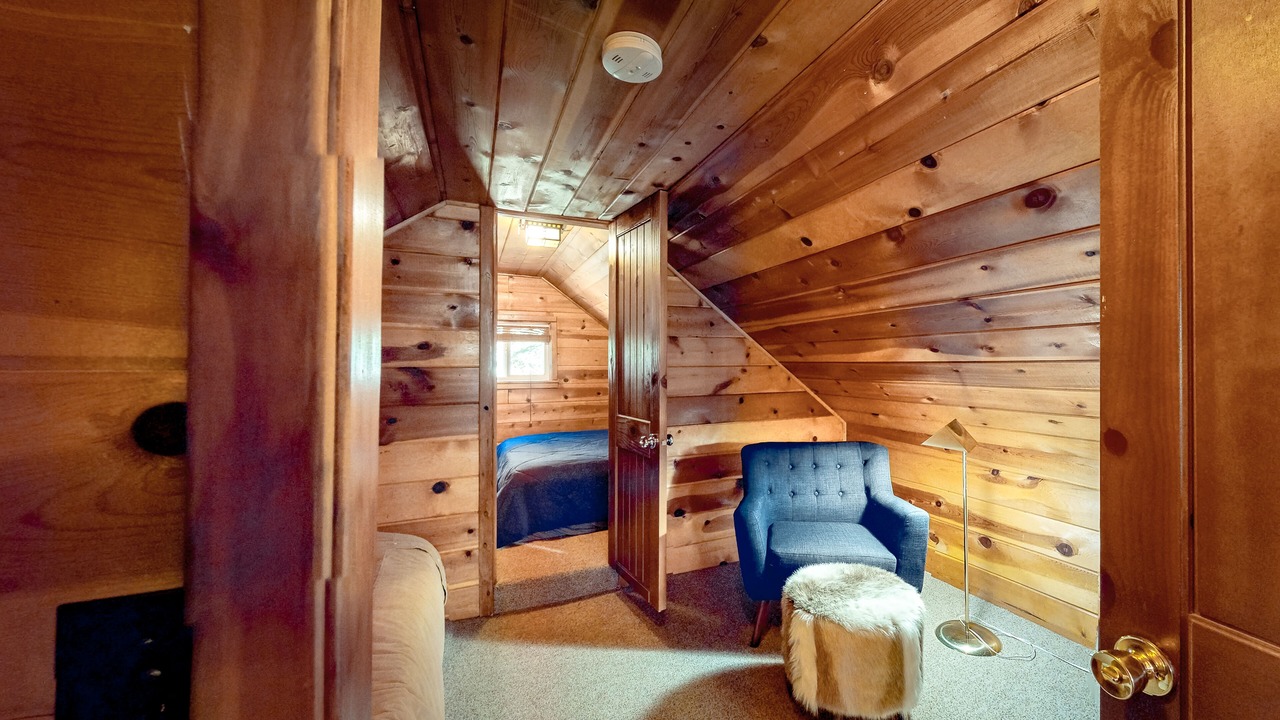 Photo of Bedroom in Government Camp