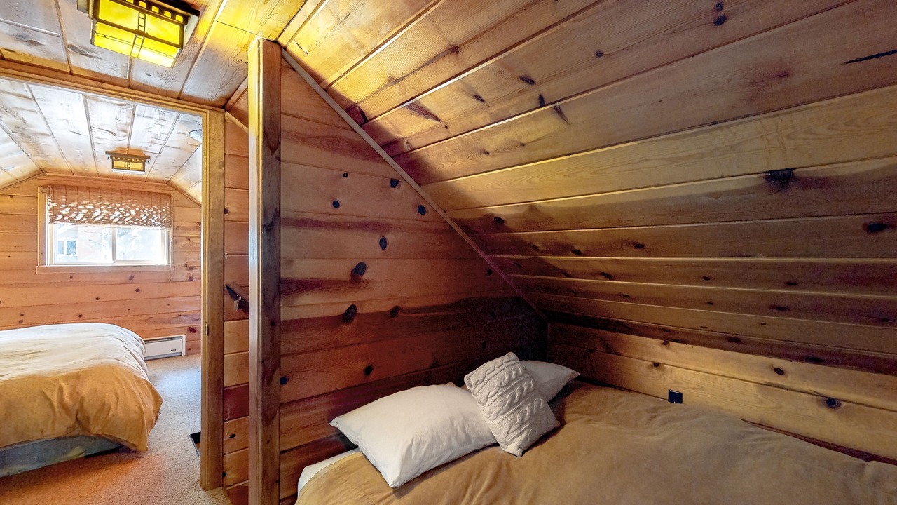 Photo of Bedroom in Government Camp
