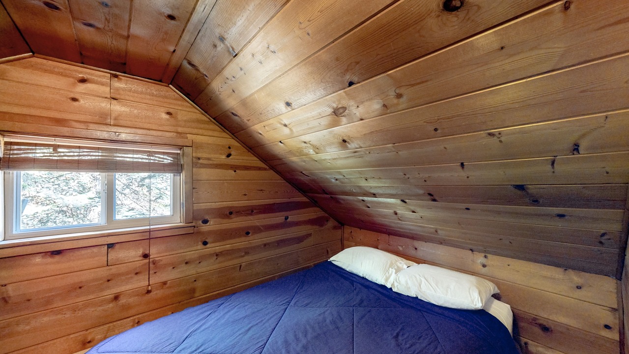 Photo of Bedroom in Government Camp