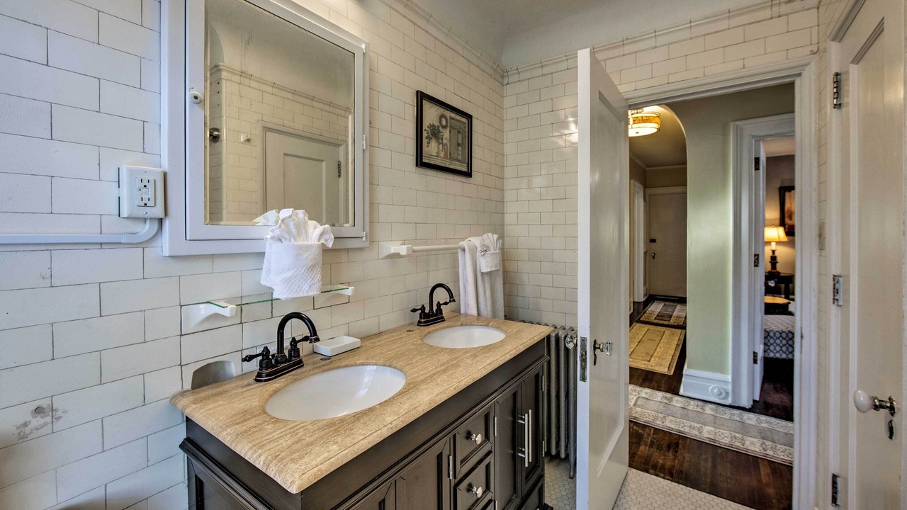 Photo of Bathroom in Reading