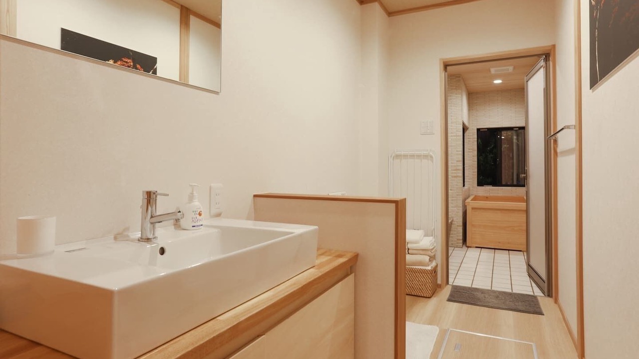 Photo of Bathroom in Karasuma