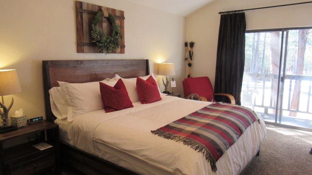 Photo of Bedroom in Pinetop