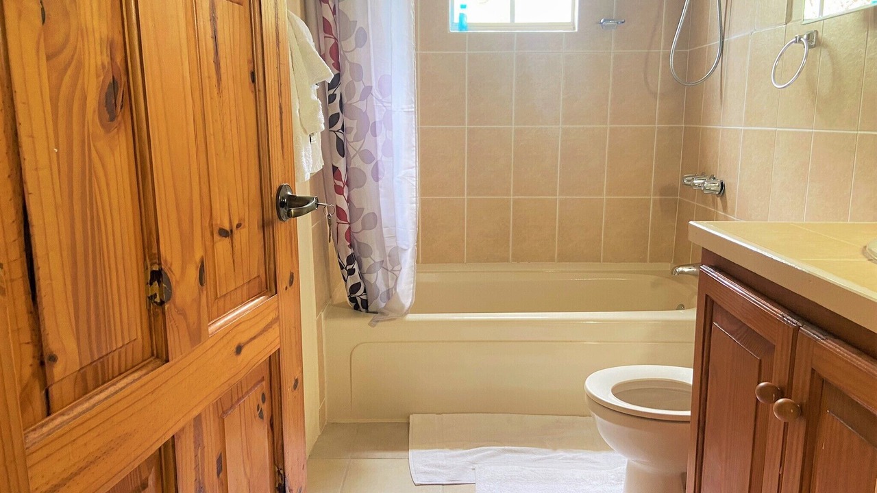 Photo of Bathroom in Dickenson Bay