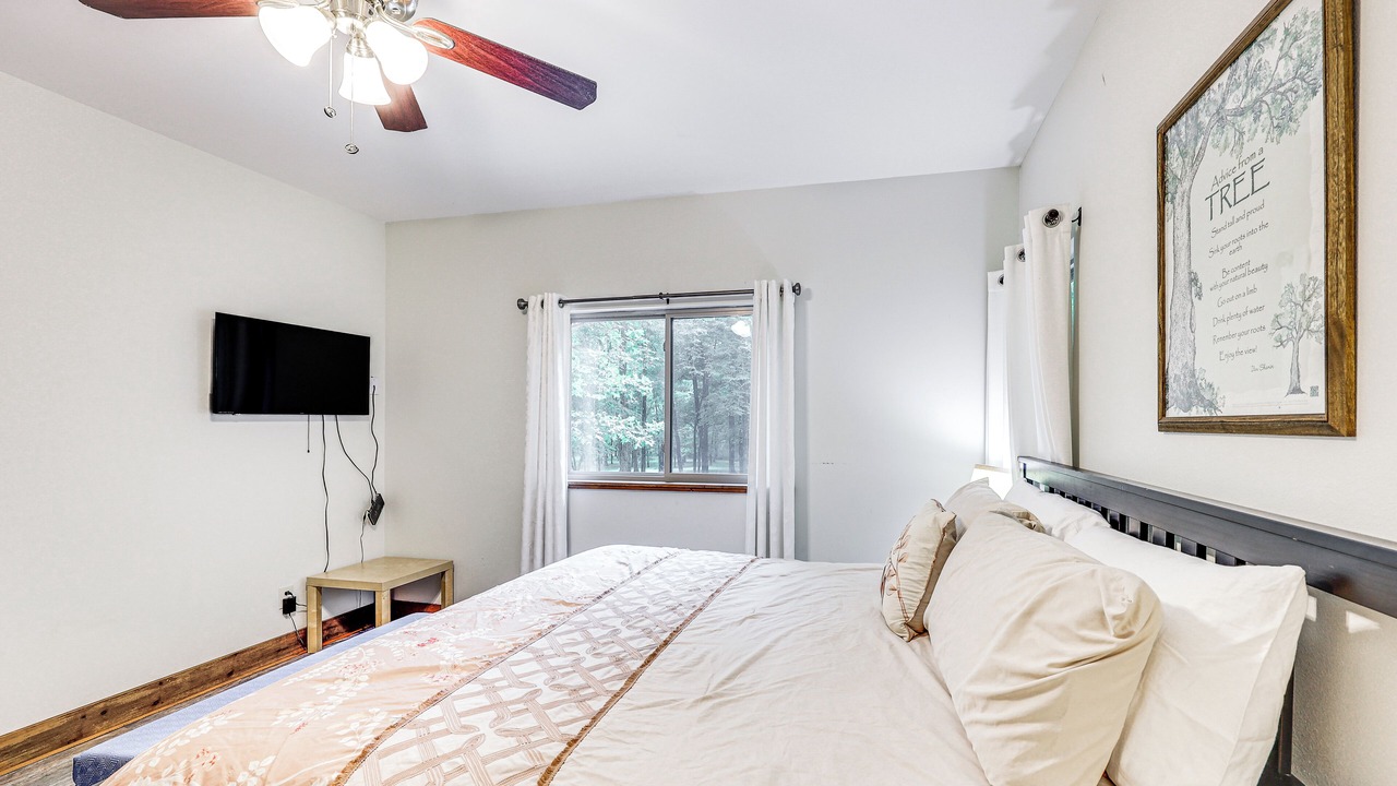 Photo of Bedroom in Golden