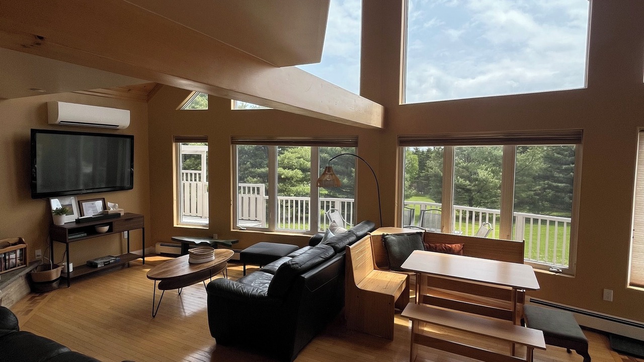 Photo of Livingroom in New London