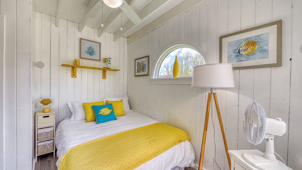 Photo of Bedroom in Ocean Bay Park