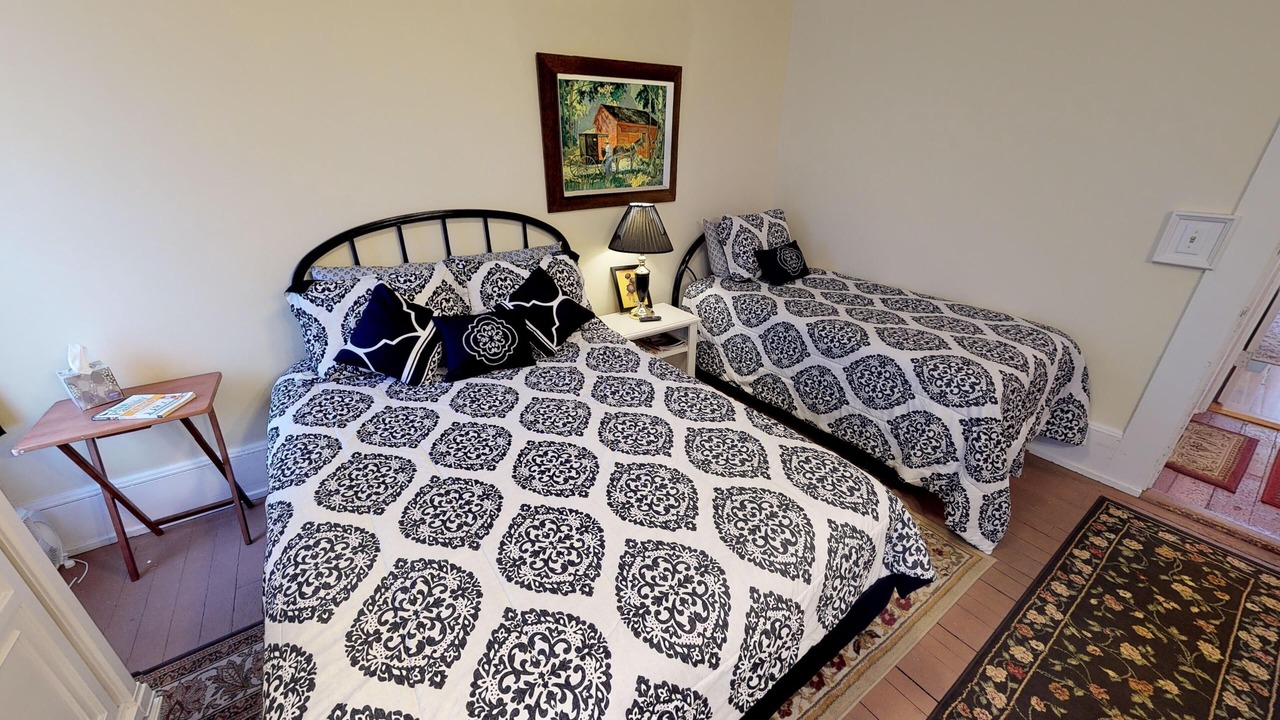 Photo of Bedroom in Nelsonville