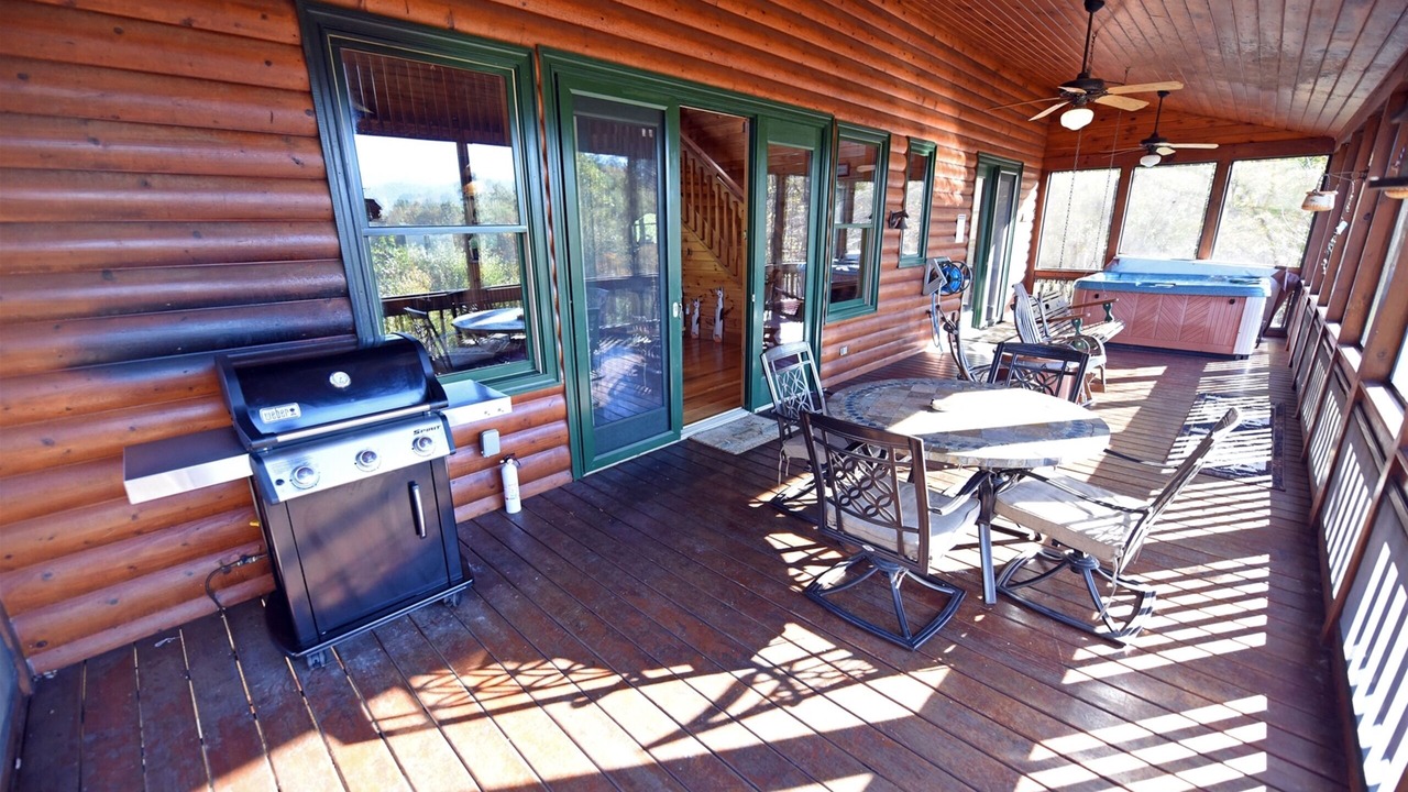 Photo of Others in Foxfire Estates