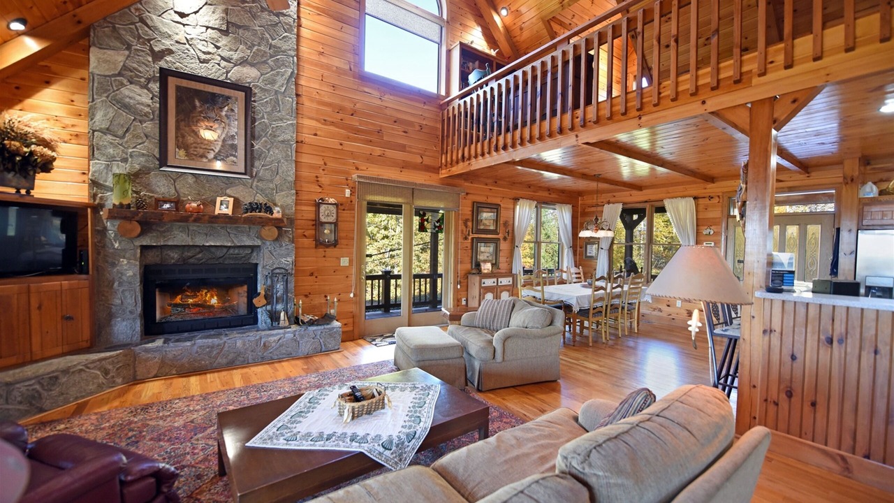 Photo of Others in Foxfire Estates