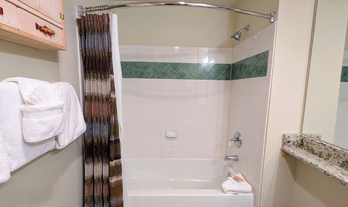 Photo of Bathroom in River Run