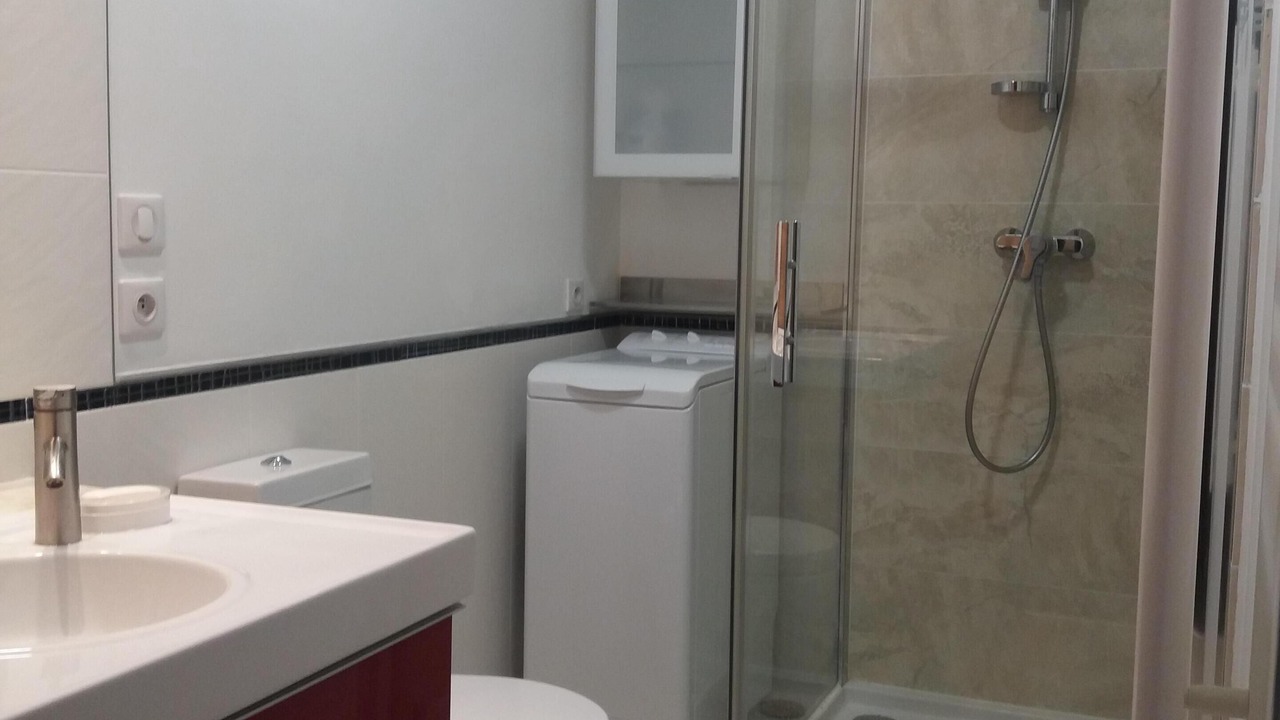 Photo of Bathroom in Aix-les-Bains City Center