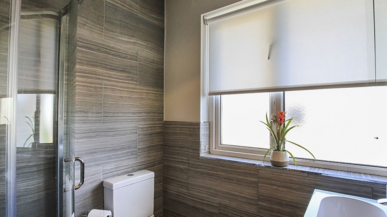 Photo of Bathroom in Edern