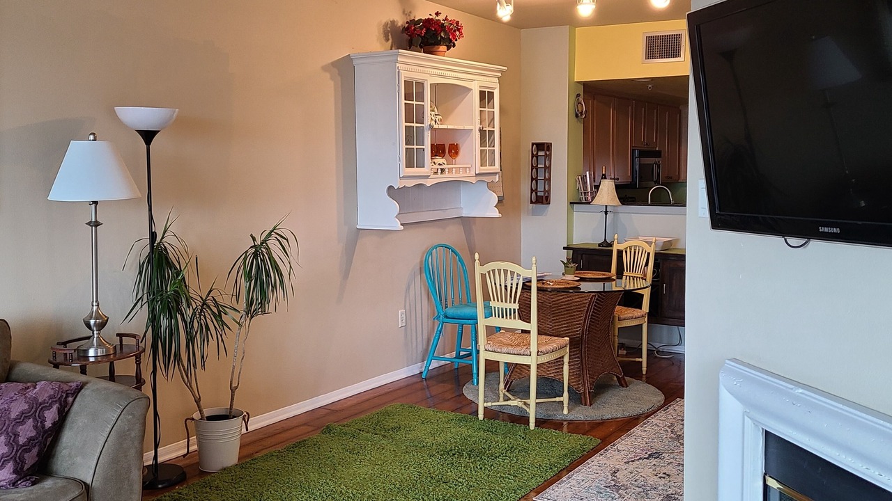 Photo of Livingroom in Bankers Hill