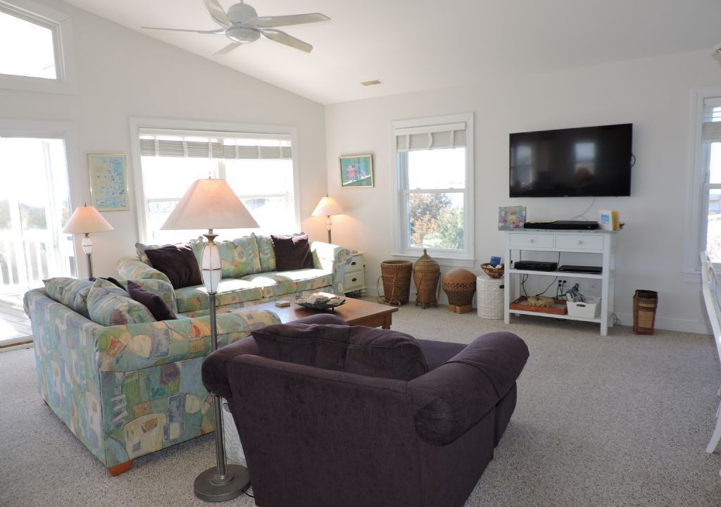 Photo of Livingroom in The Point