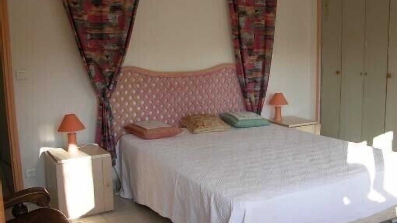 Photo of Bedroom in Saint-Paul-en-Foret