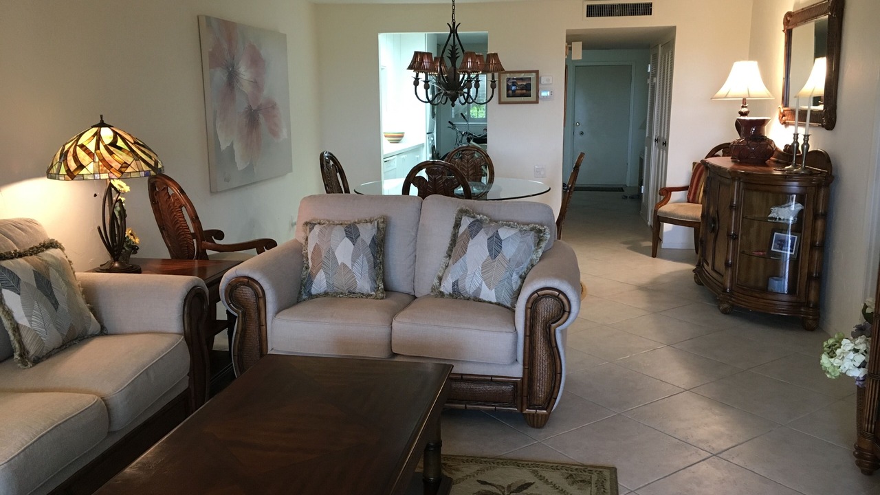 Photo of Livingroom in Whitney Beach