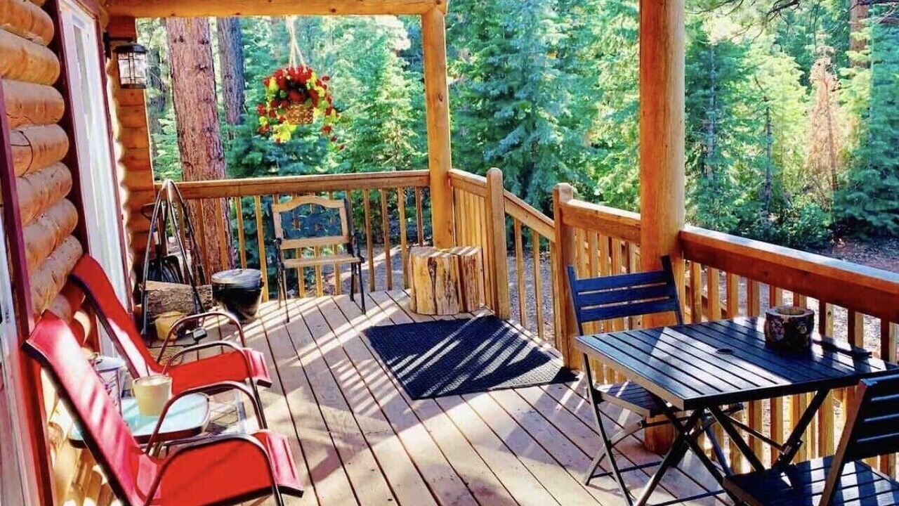 Photo of Outdoor in Meadow View Heights