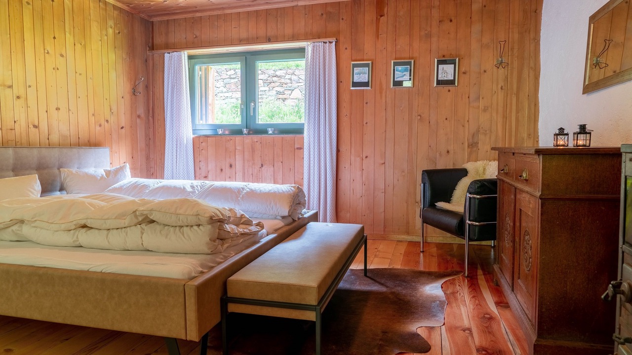 Photo of Bedroom in Poschiavo