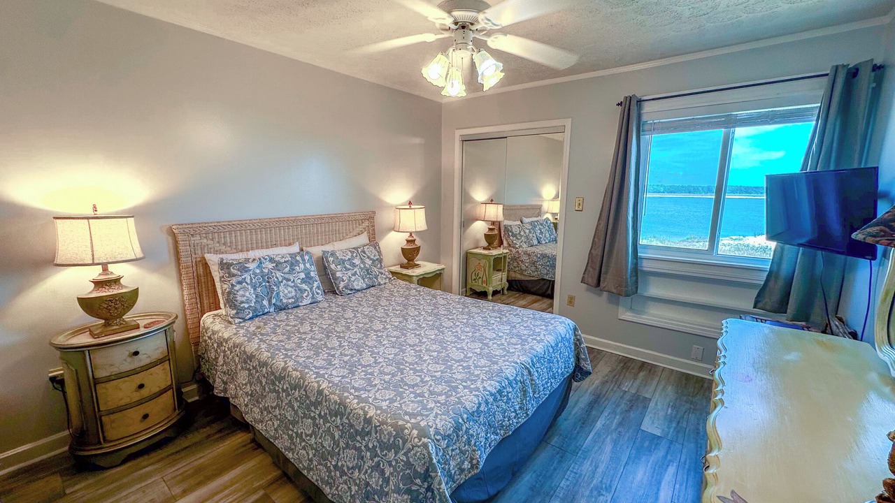 Photo of Bedroom in North Myrtle Beach